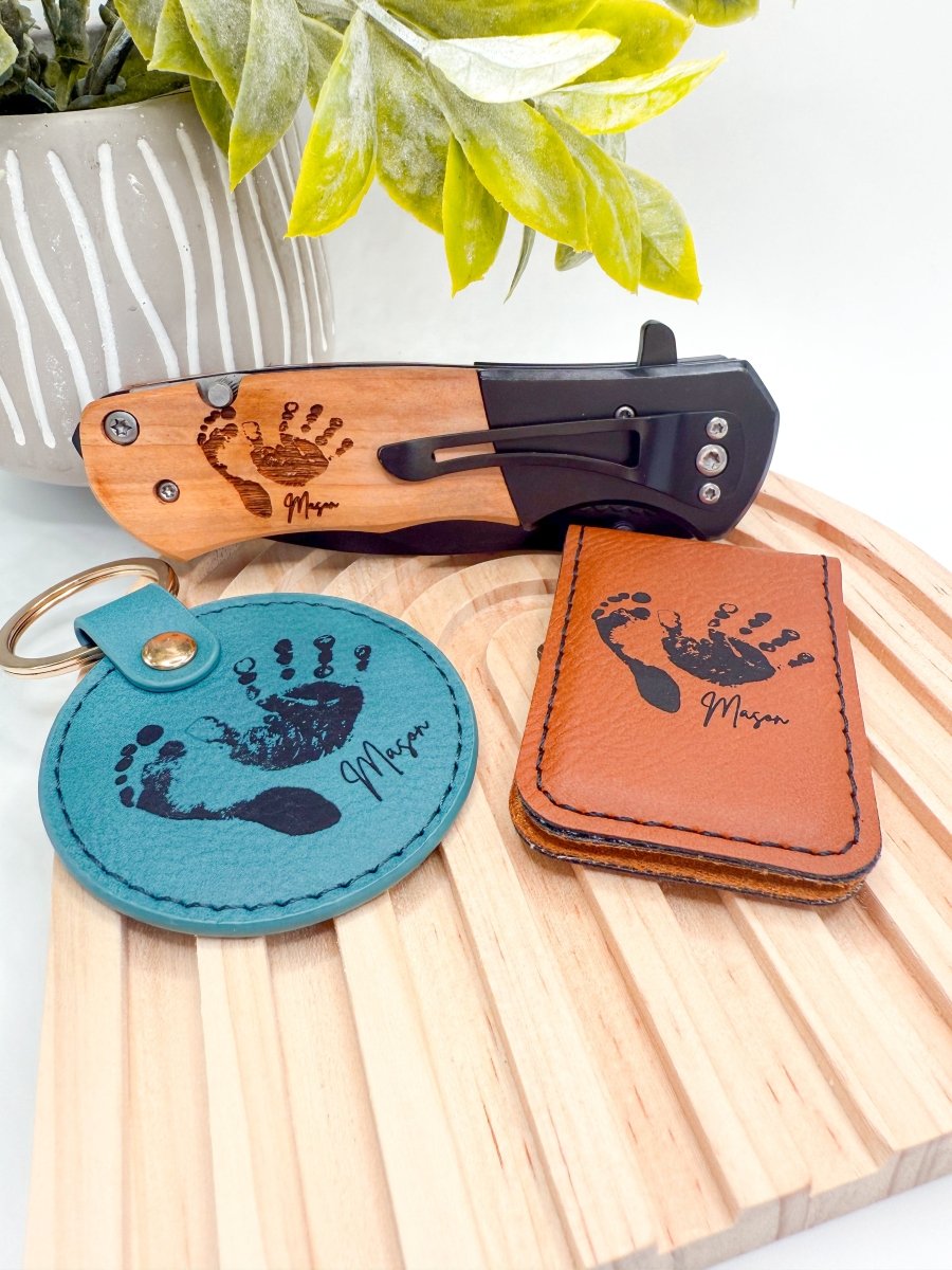 Round Leatherette Memorial Keychain – Keepsake Journey - Handmade Memorial Keepsake for occasion – material – style - Personalized Gift Idea - Custom Engraving -