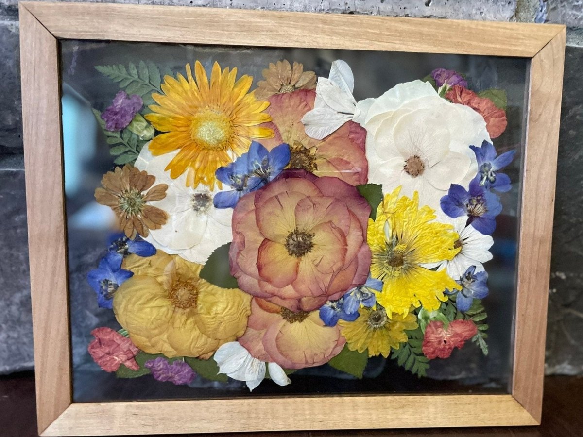 11x14 Pressed Flower Frame | Medium – Keepsake Journey - Handmade for occasion – material – style - Personalized Gift Idea - Custom Engraving - 