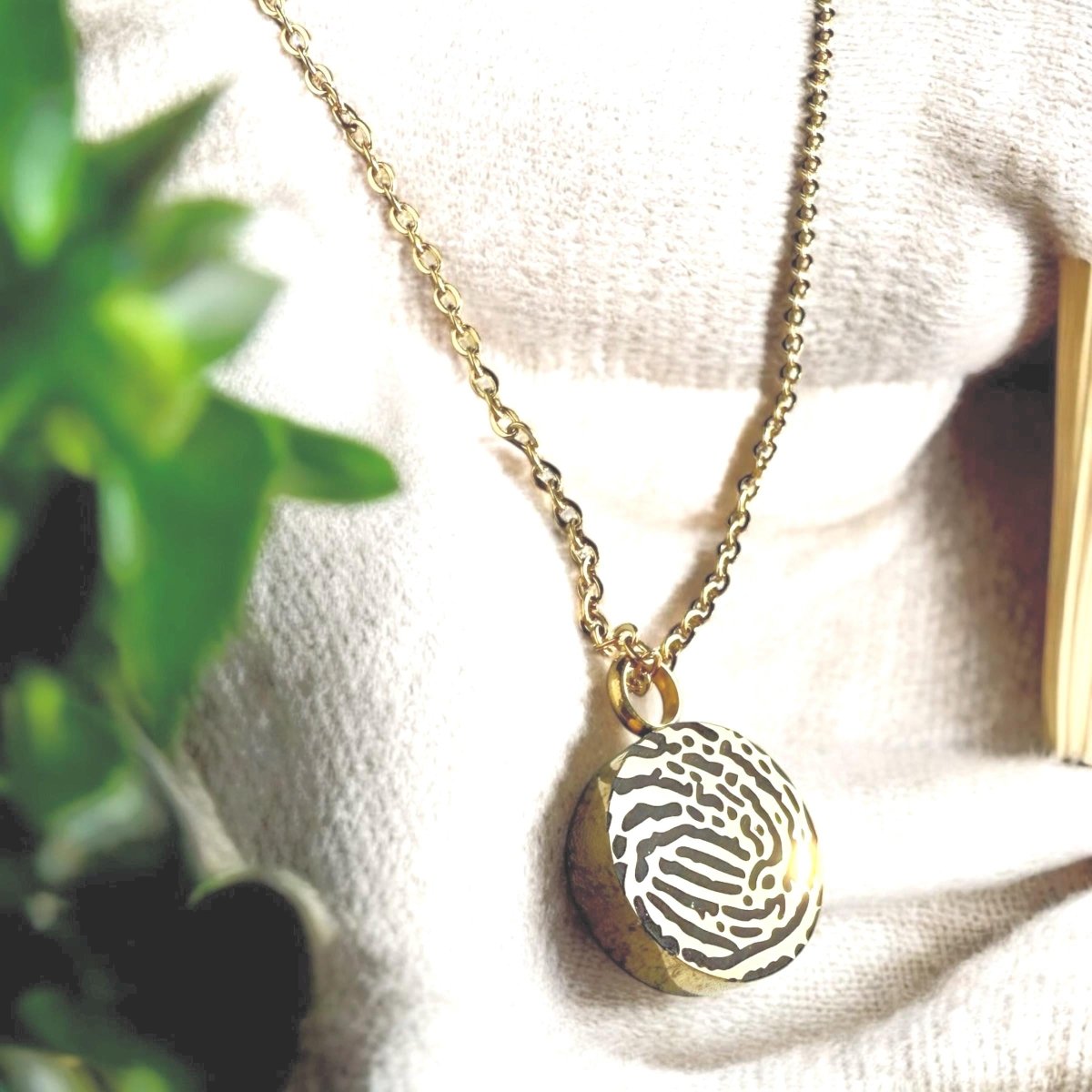 Personalize Urn Necklace | Custom Cremation Funeral Urn – Keepsake Journey - Handmade Memorial Keepsake for occasion – material – style - Personalized Gift Idea - Custom Engraving - 