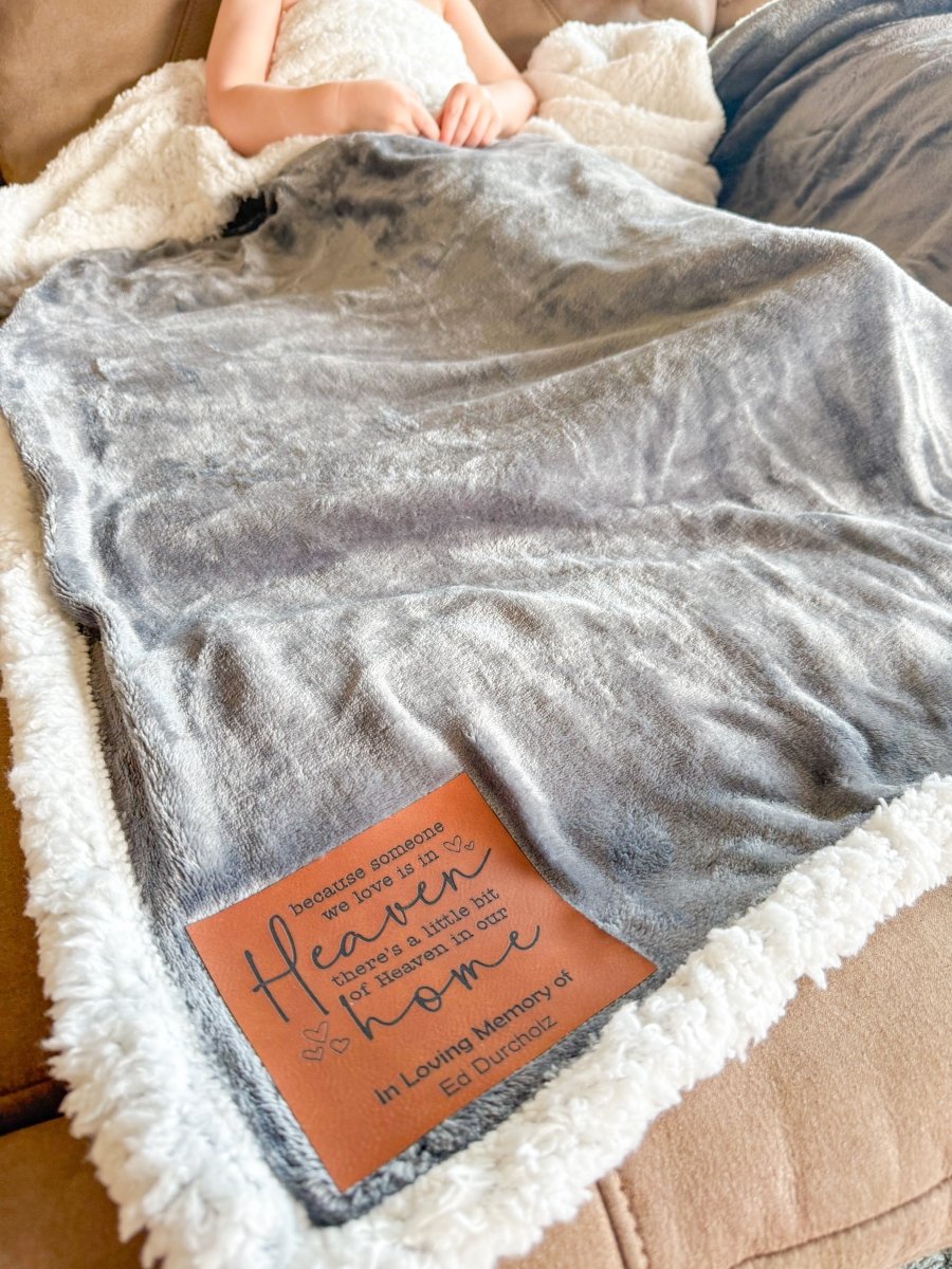Personalized Memorial Blanket | Custom Sympathy Throw | Bereavement Gift for Loved One – Keepsake Journey - Handmade Memorial Keepsake for occasion – material – style - Personalized Gift Idea - Custom Engraving - 