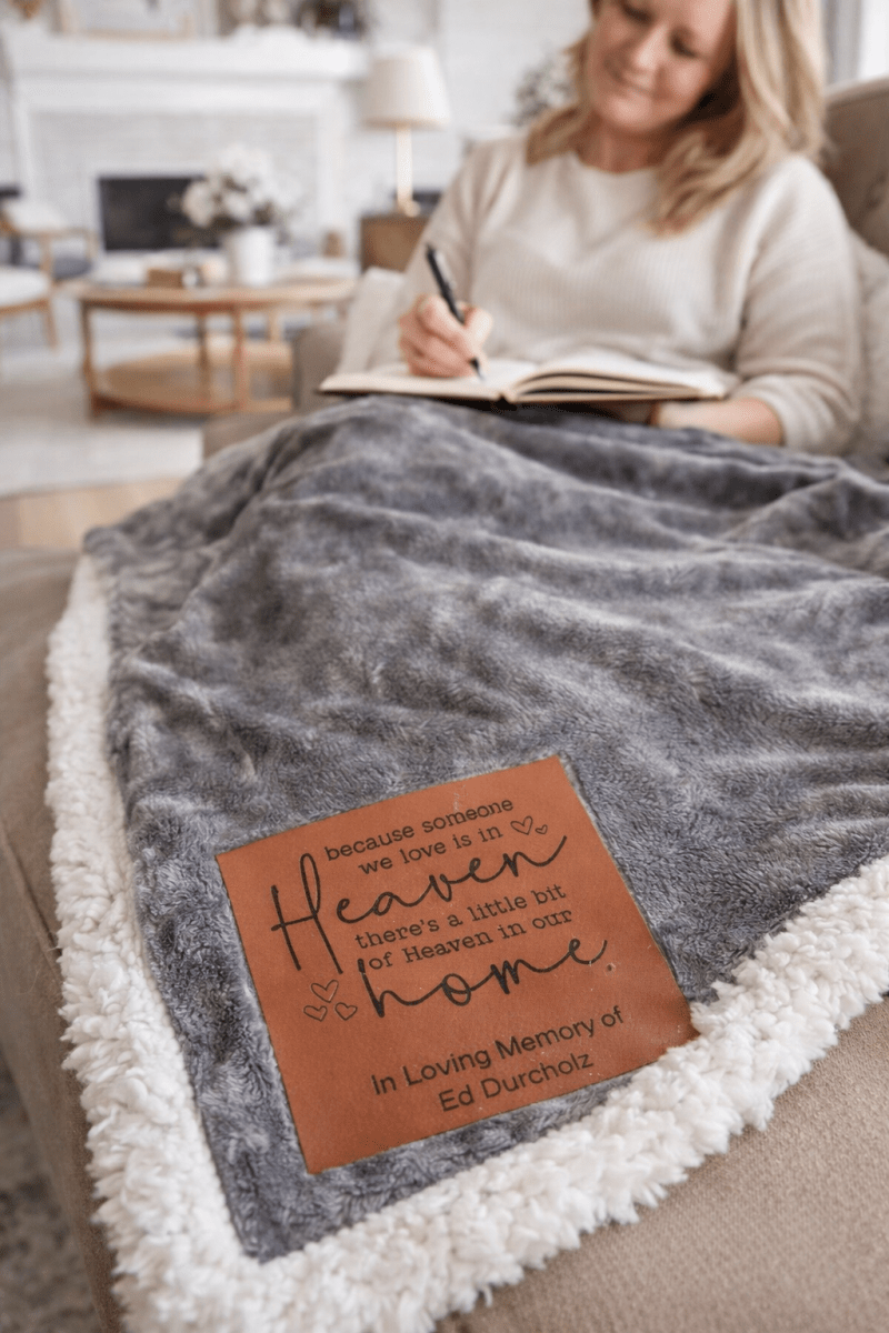 Personalized Memorial Blanket | Custom Sympathy Throw | Bereavement Gift for Loved One – Keepsake Journey - Handmade Memorial Keepsake for occasion – material – style - Personalized Gift Idea - Custom Engraving - 